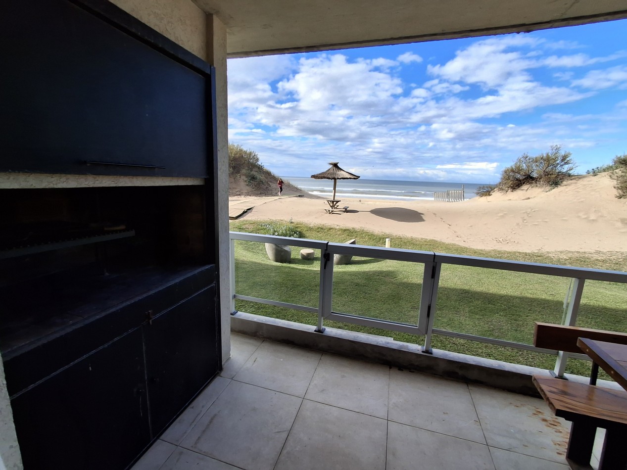 Departamento 3 ambientes planta baja en complejo Flow Las Gaviotas 28 y playa