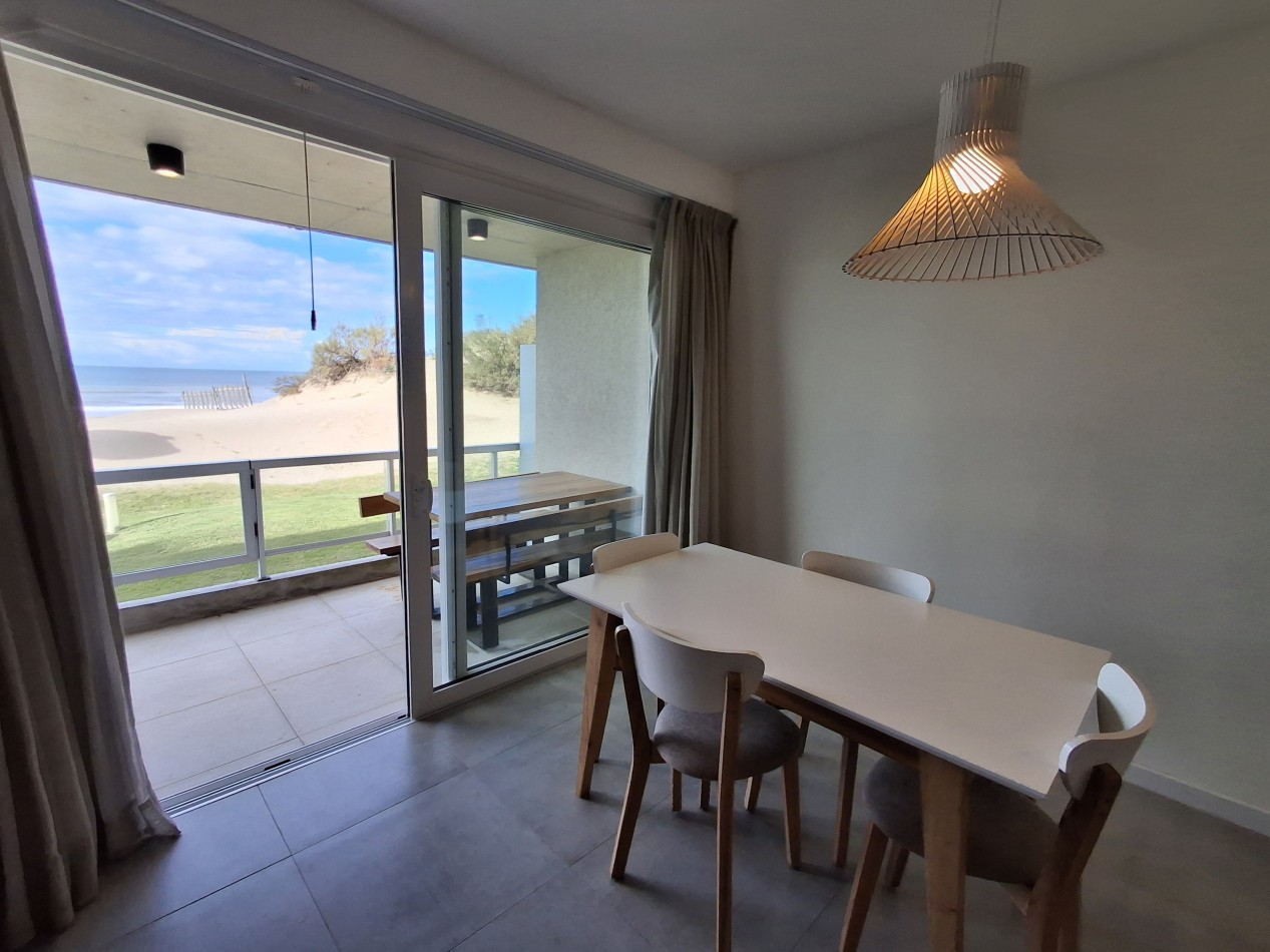Departamento 3 ambientes planta baja en complejo Flow Las Gaviotas 28 y playa