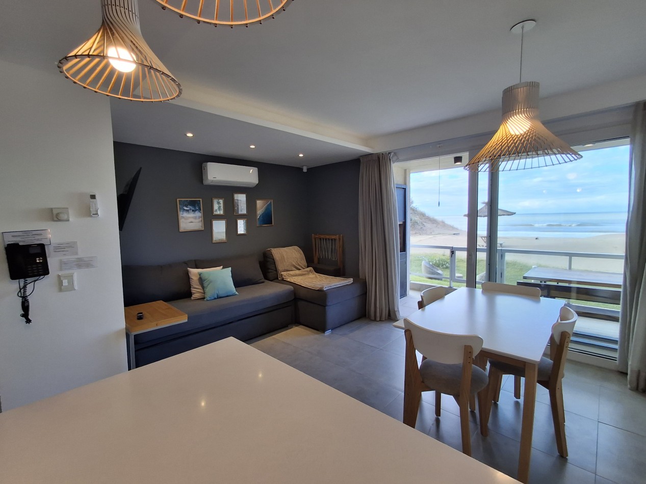 Departamento 3 ambientes planta baja en complejo Flow Las Gaviotas 28 y playa