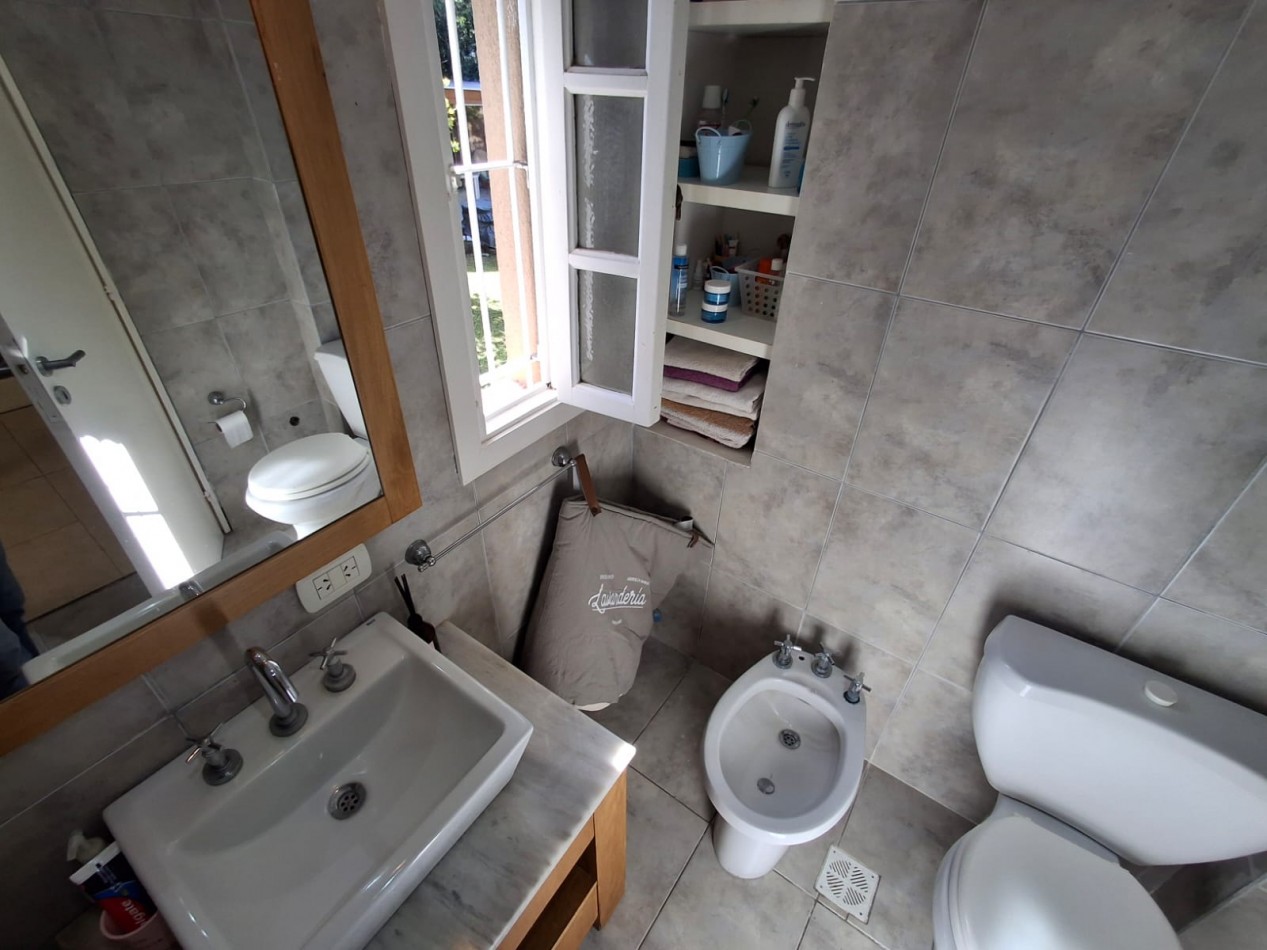 Casa en venta de Categoria 4 ambientes en Vila Gesell