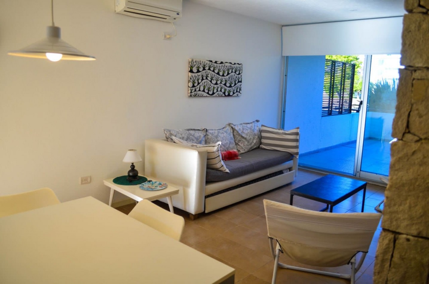 Departamento2 ambientes en venta en Las Gaviotas con cochera