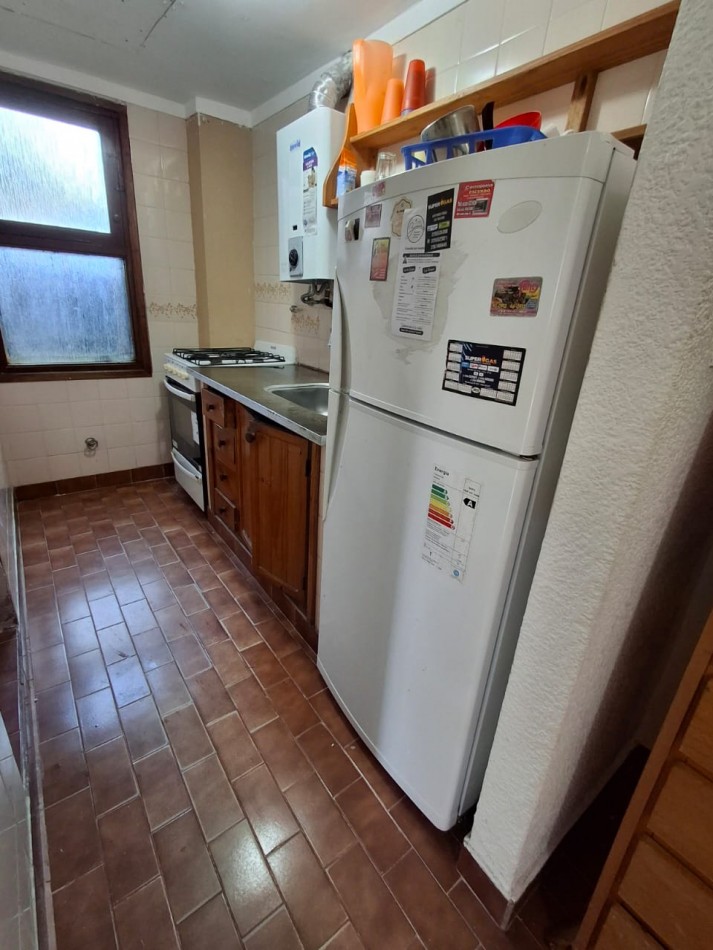 Casa en venta 4 ambientes en Villa Gesell zona centro en complejo cerrado.