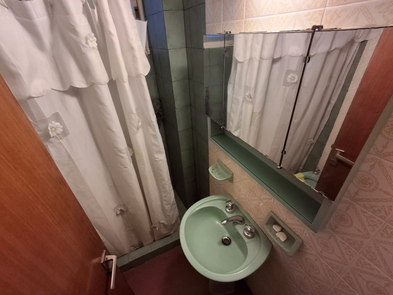 Departamento 2 ambientes con balcon