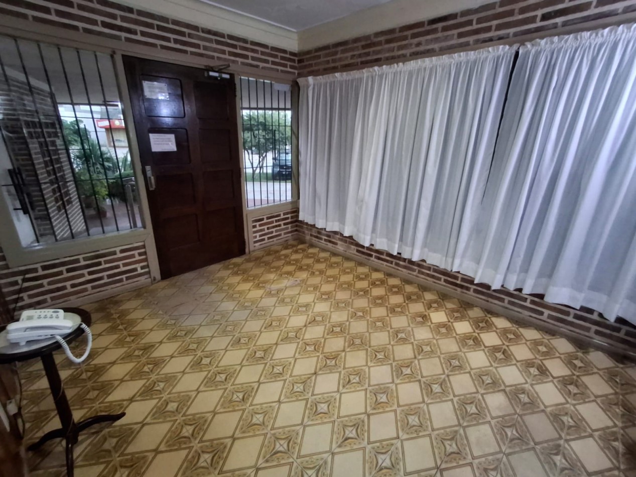 Departamento 2 ambientes con balcon
