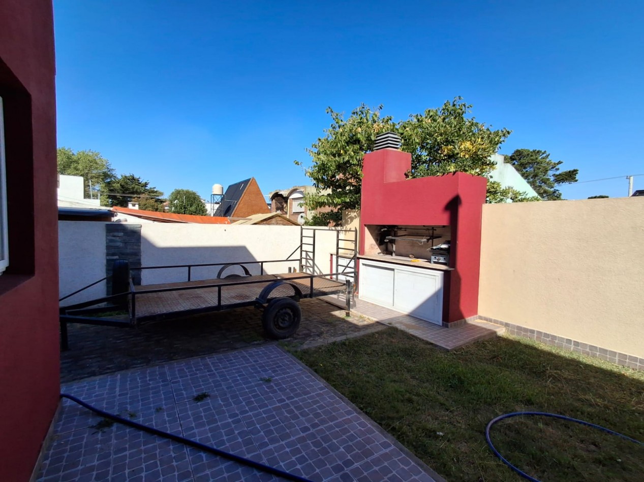 Casa en Barrio Cerrado 4 ambientes de categoria 