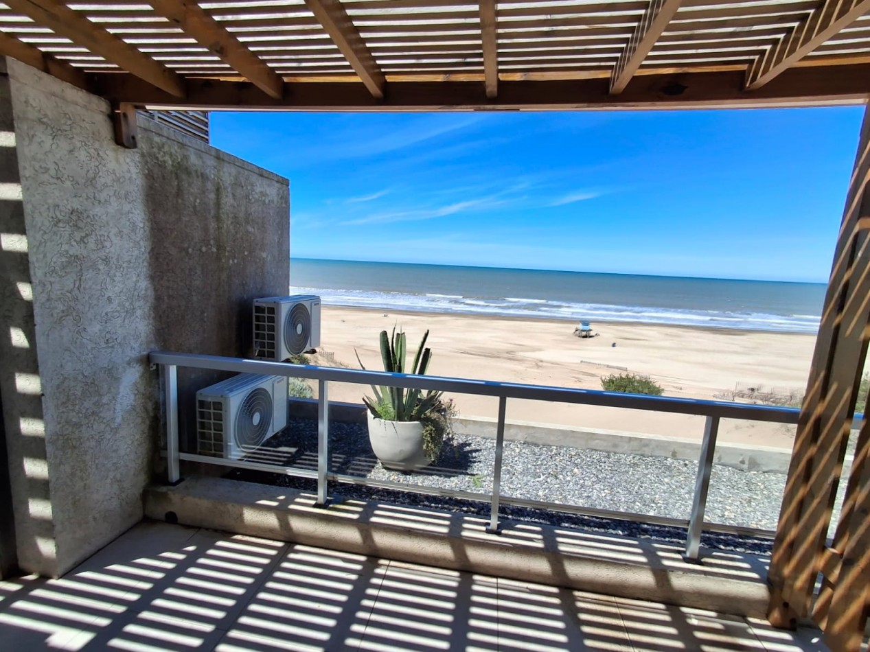 Departamento de categoria frente al mar