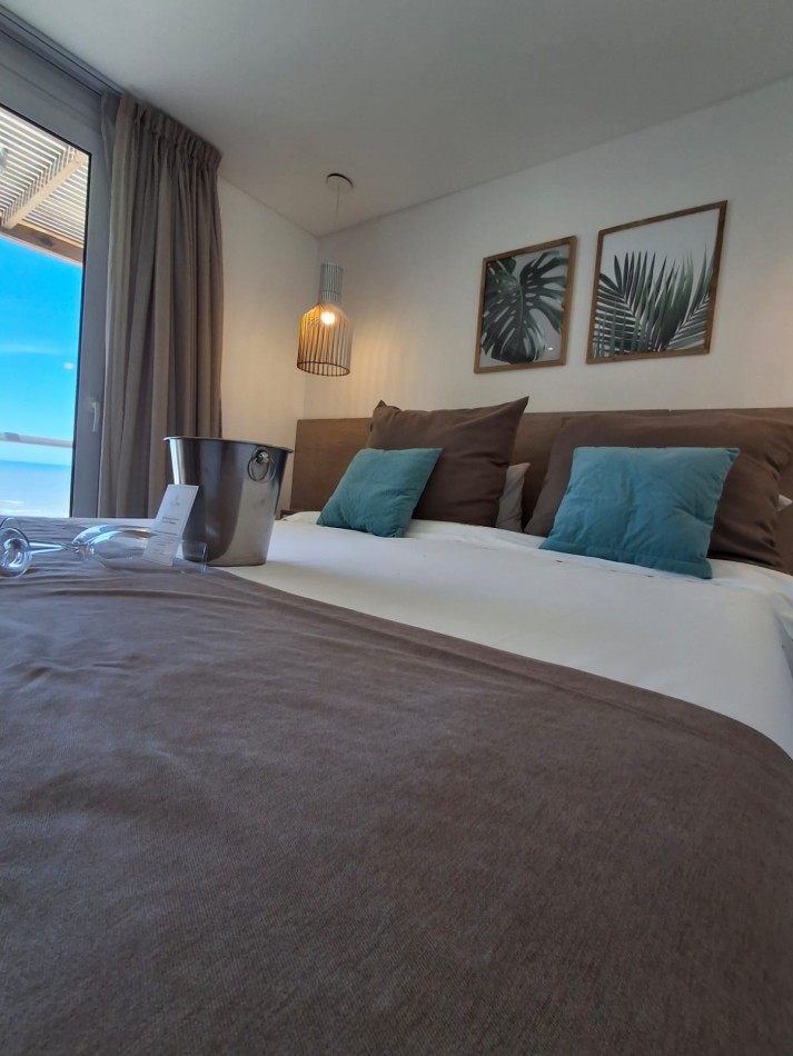 Departamento de categoria frente al mar