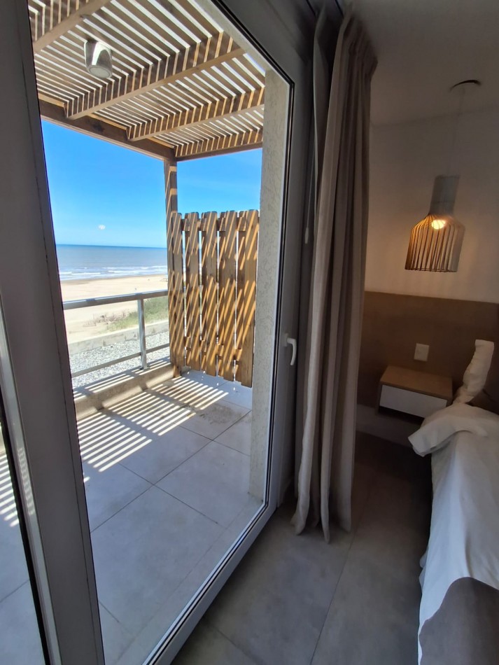 Departamento de categoria frente al mar