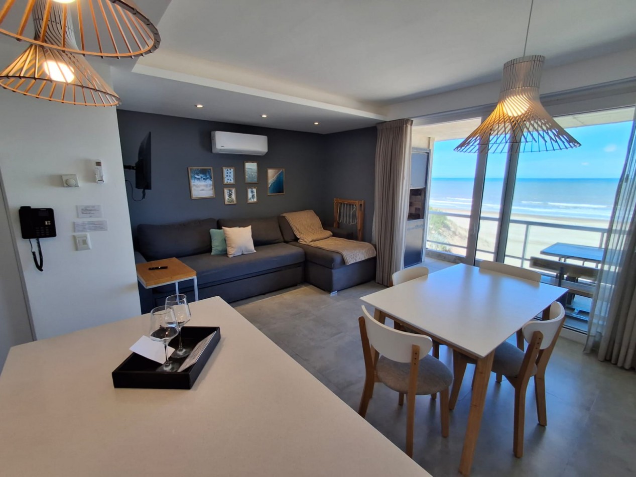 Departamento de Categoria frente al mar