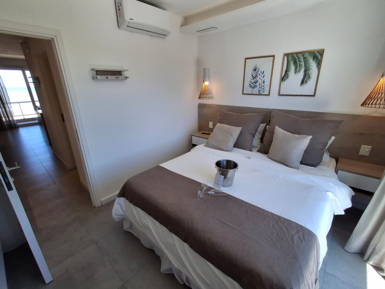 Departamento de Categoria frente al mar