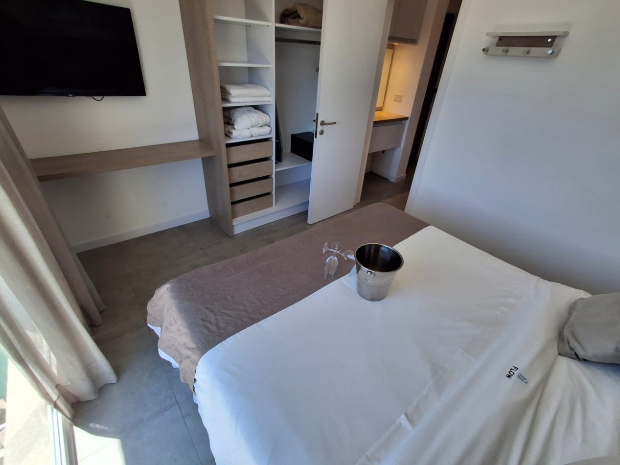 Departamento de Categoria frente al mar