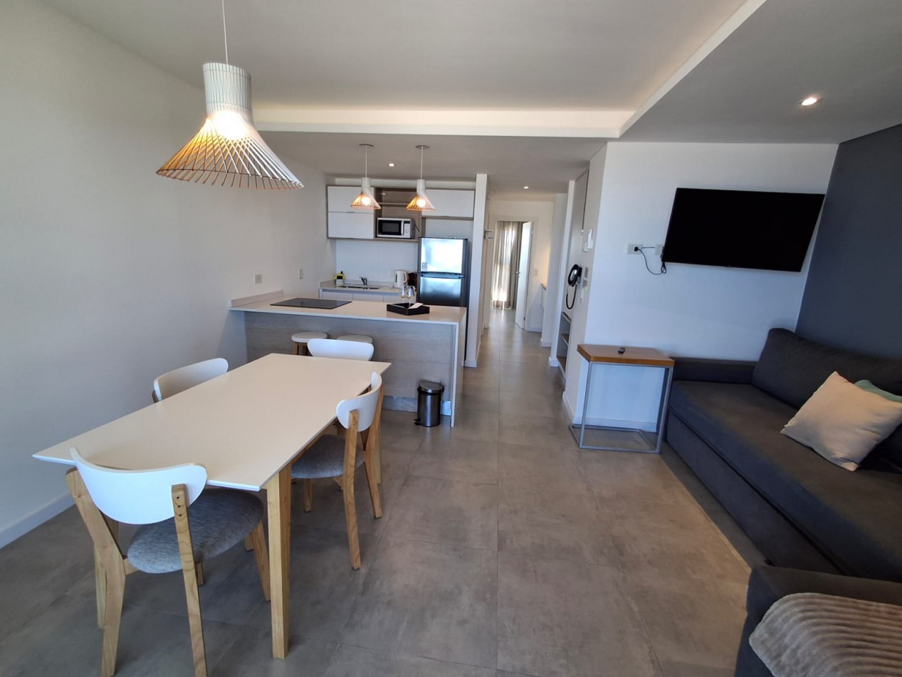 Departamento de Categoria frente al mar