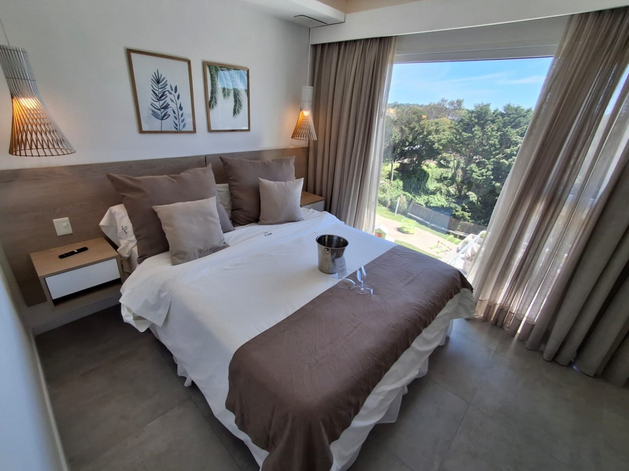 Departamento de Categoria frente al mar