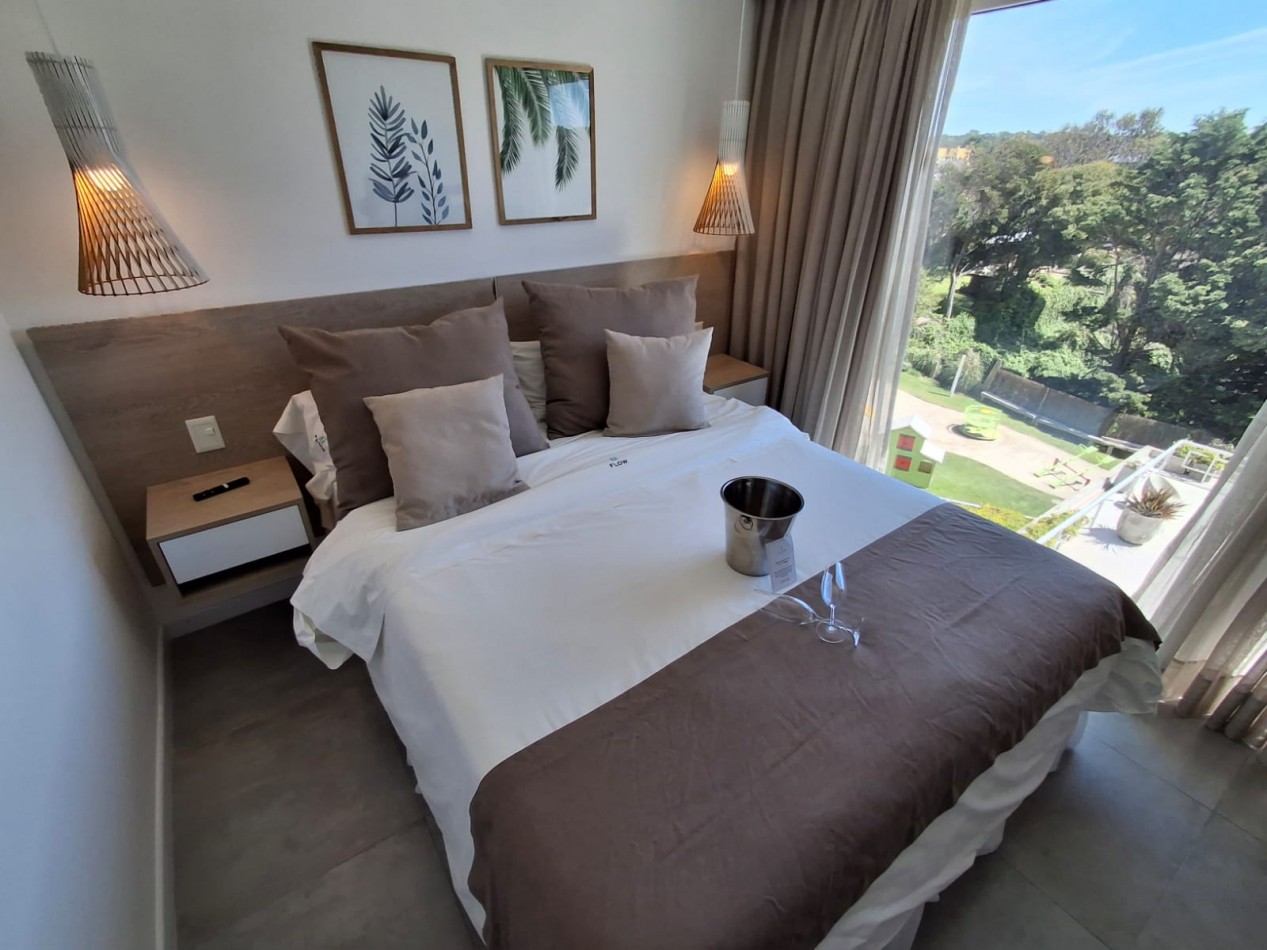 Departamento de Categoria frente al mar