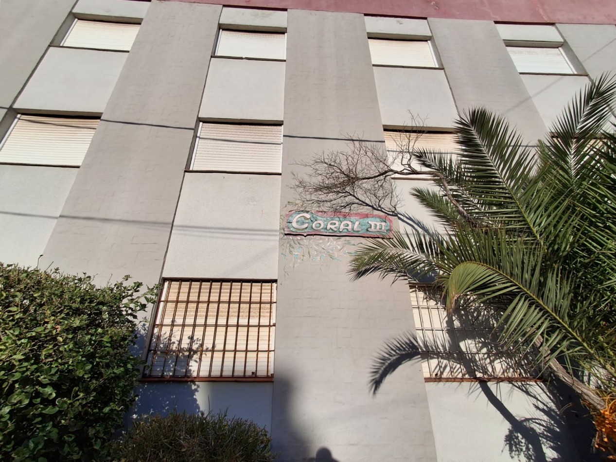 Excelente departamento  a pasos del mar.