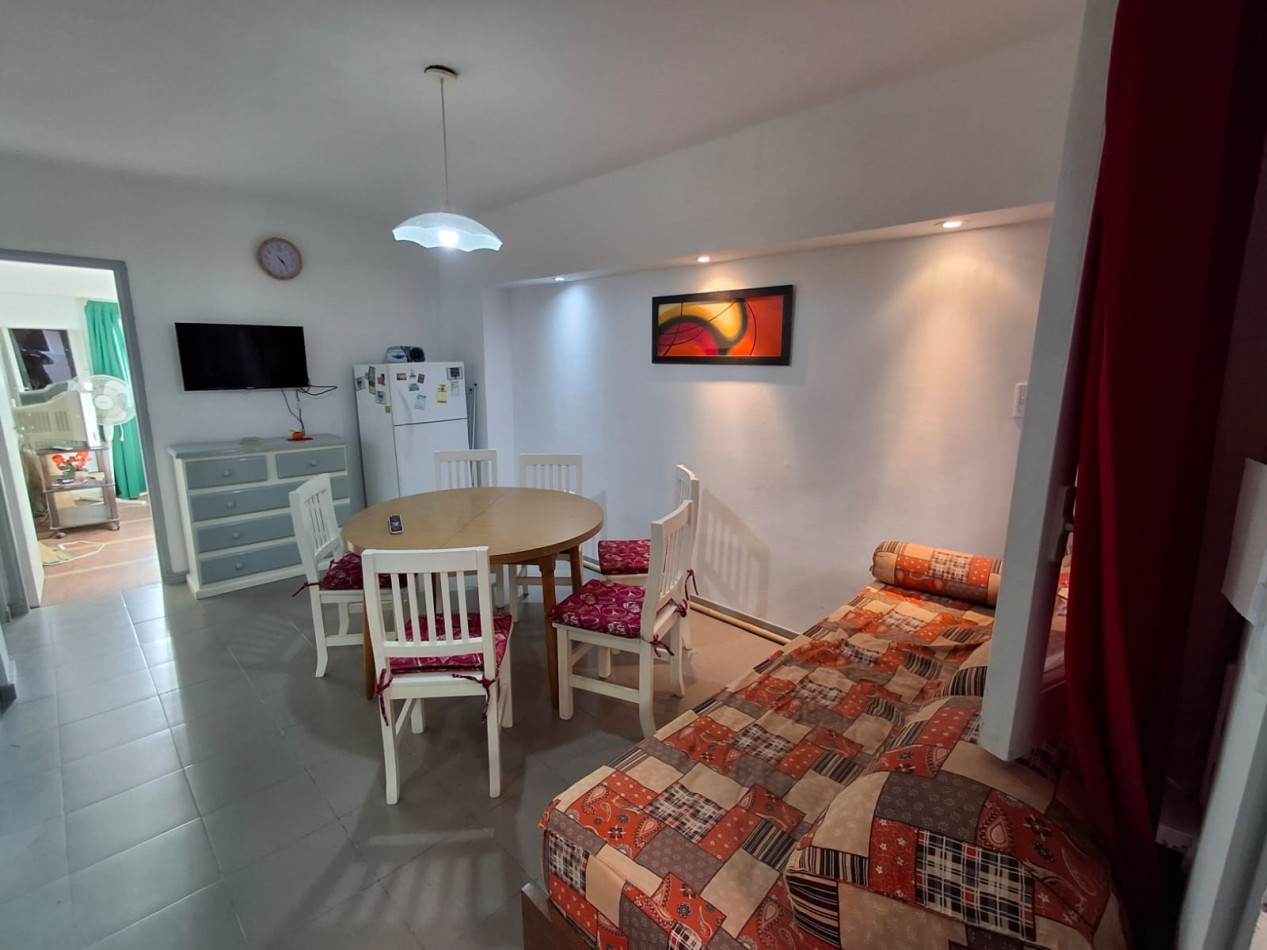 Excelente departamento  a pasos del mar.