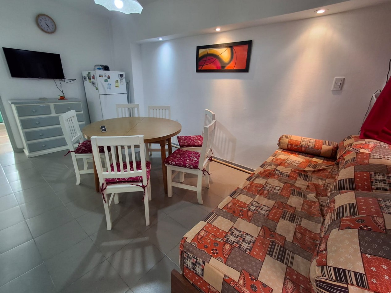 Excelente departamento  a pasos del mar.