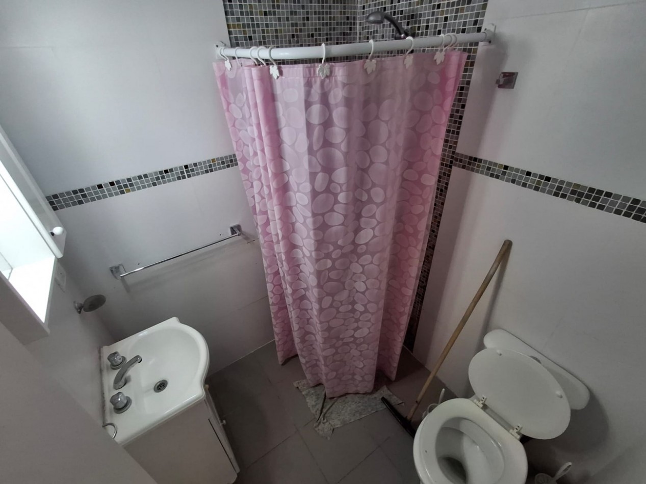 Excelente departamento  a pasos del mar.