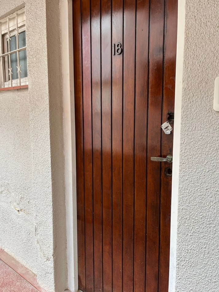 Excelente departamento  a pasos del mar.