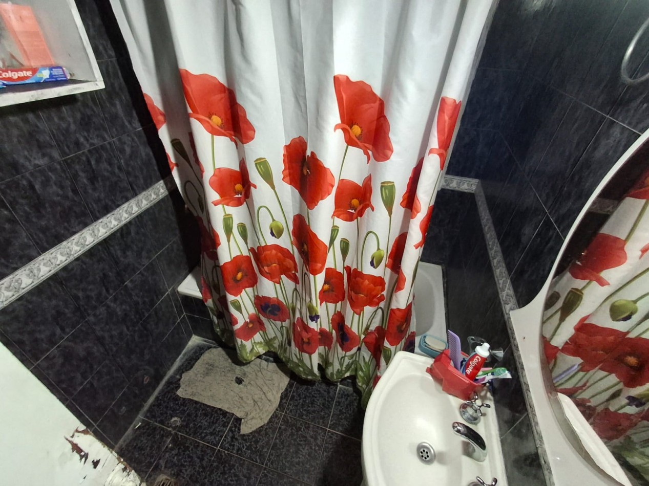 Casa en venta mas dos duplex