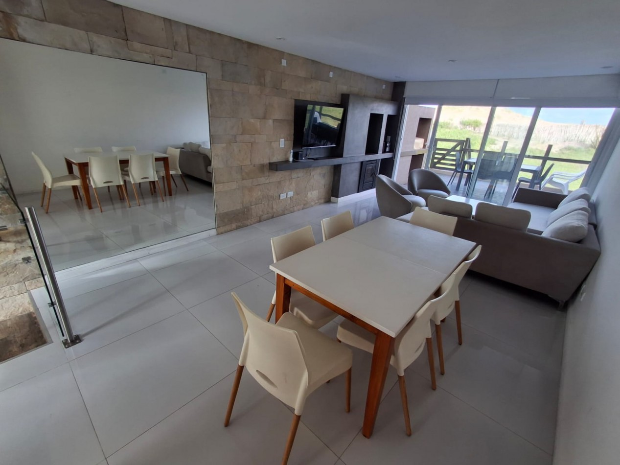 Departamento frente al mar