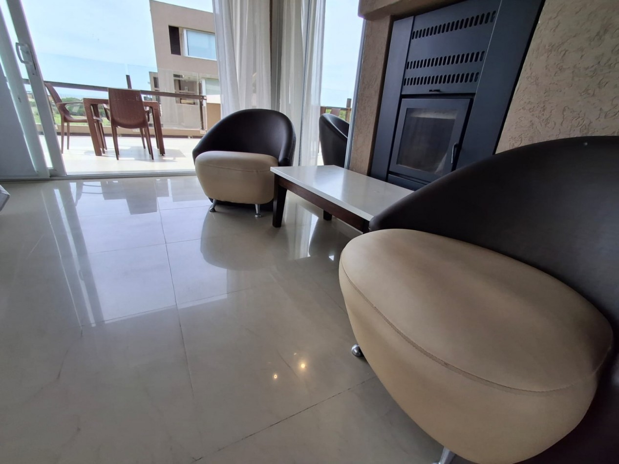 Departamento en venta frente al mar