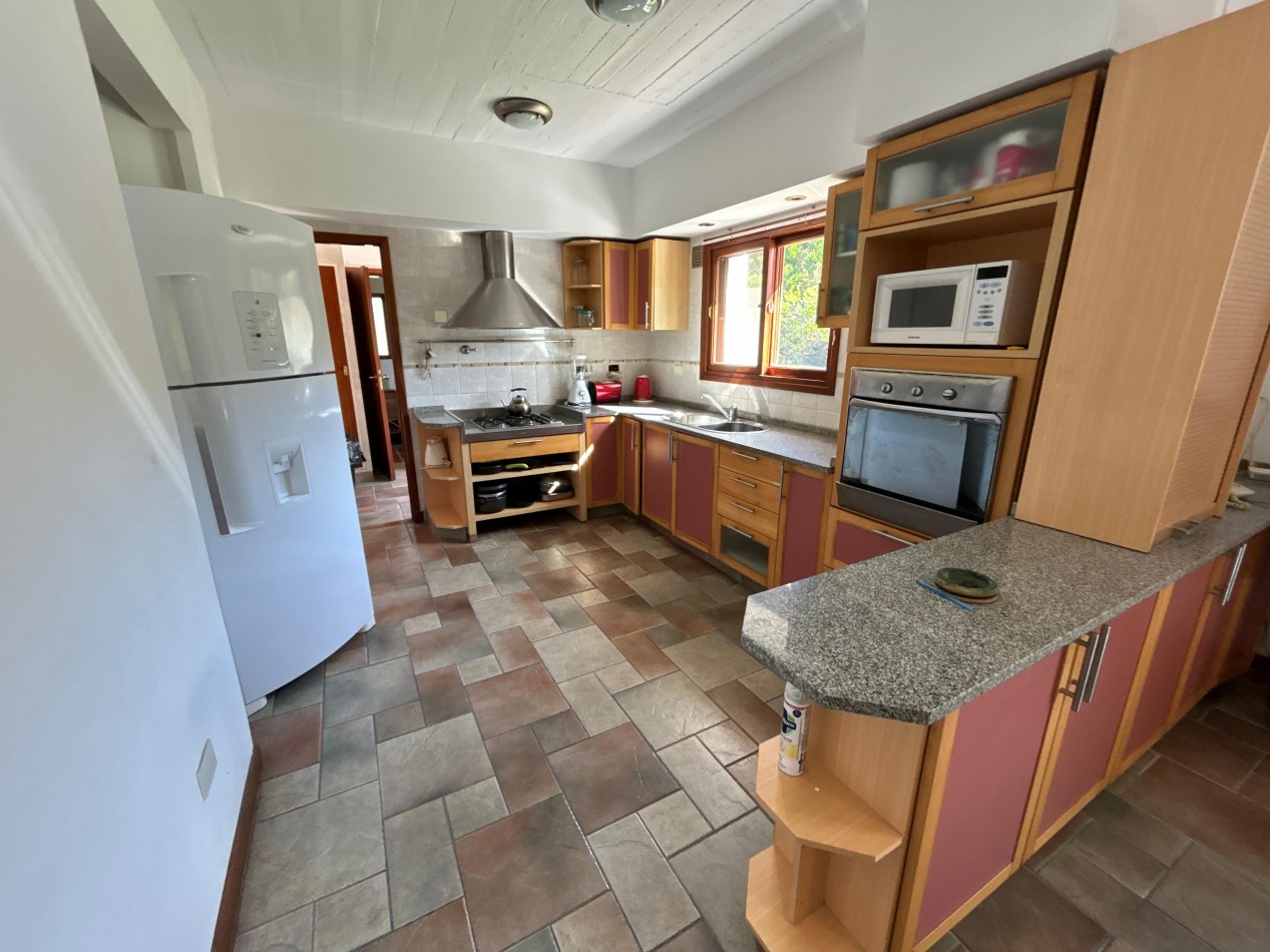 Casa a metros del mar