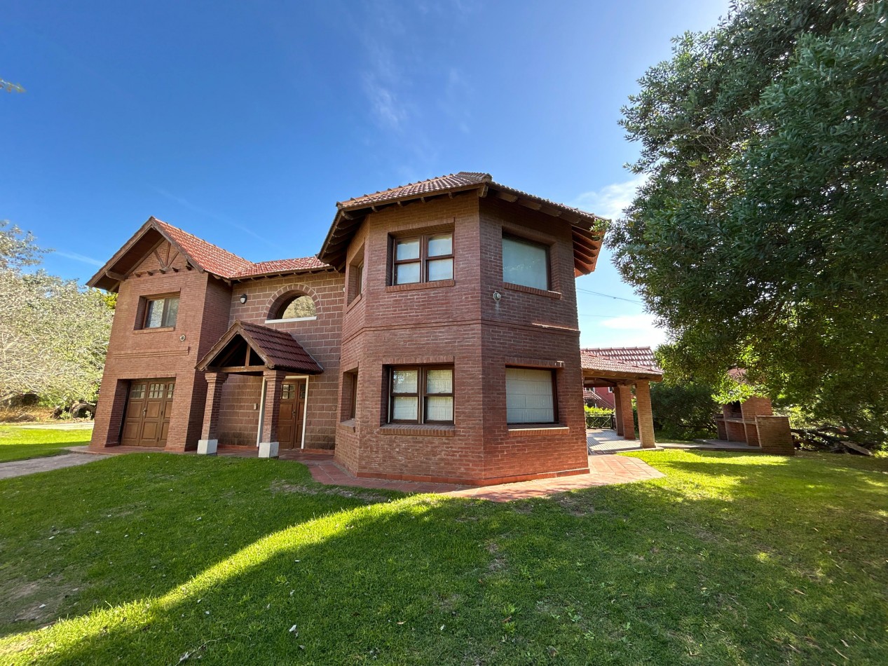 Casa a metros del mar