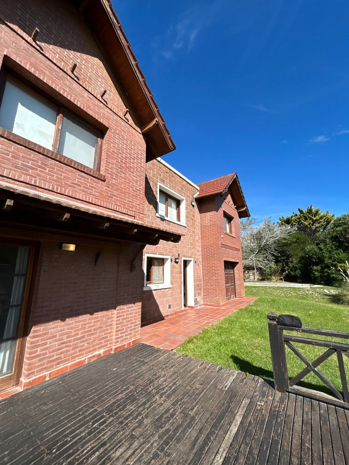 Casa a metros del mar