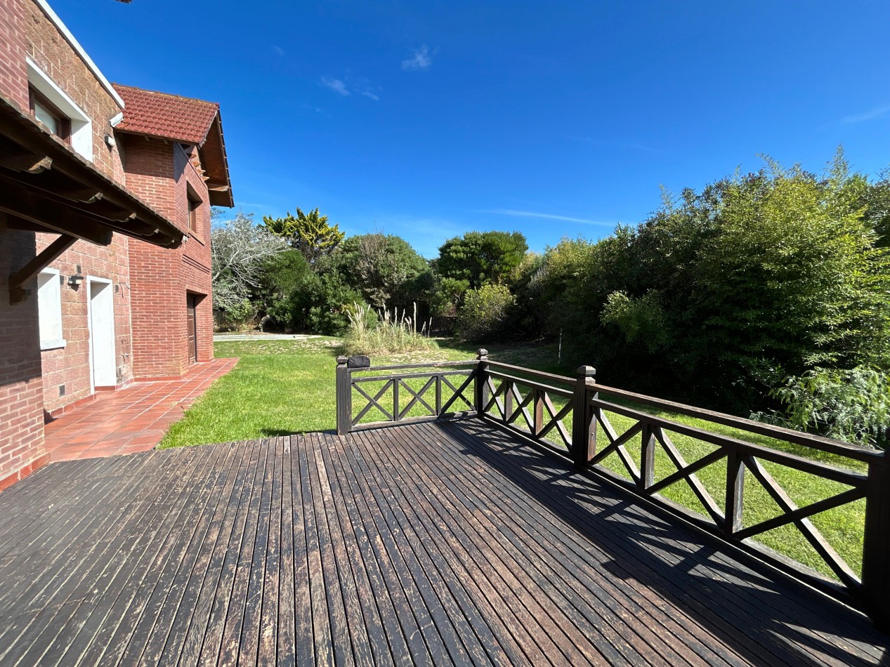 Casa a metros del mar