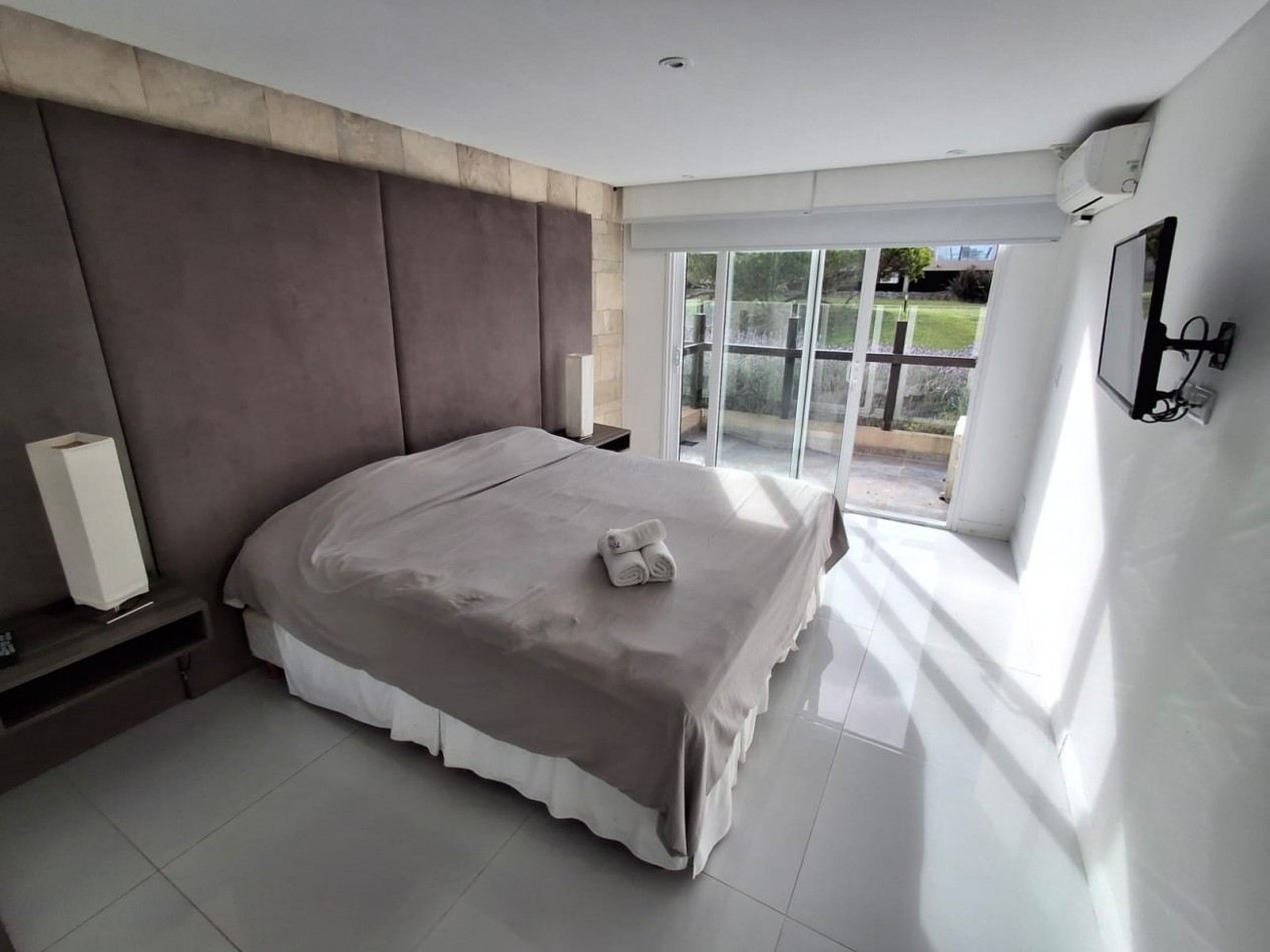 Departamento de categoria frente al mar