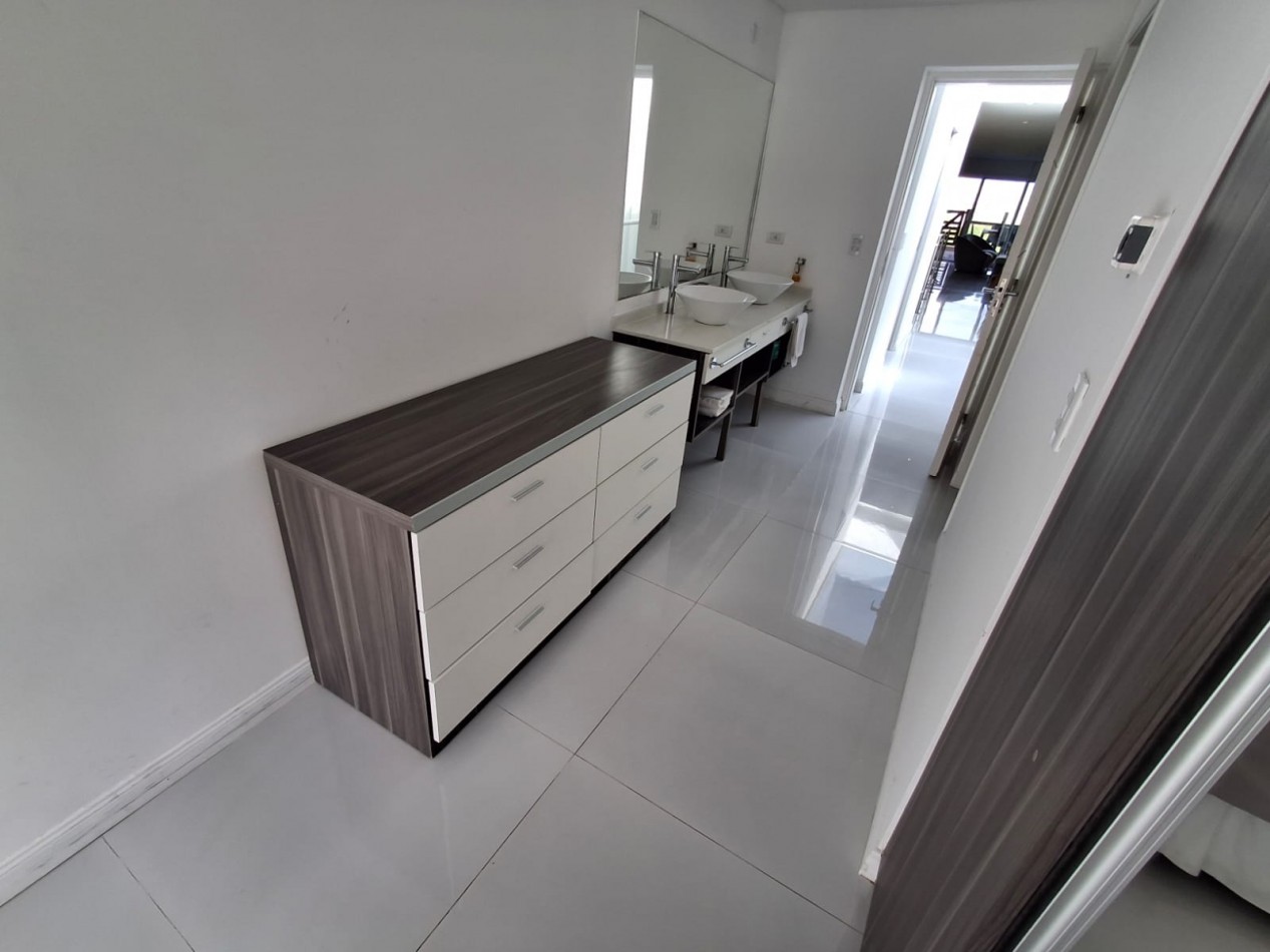 Departamento de categoria frente al mar