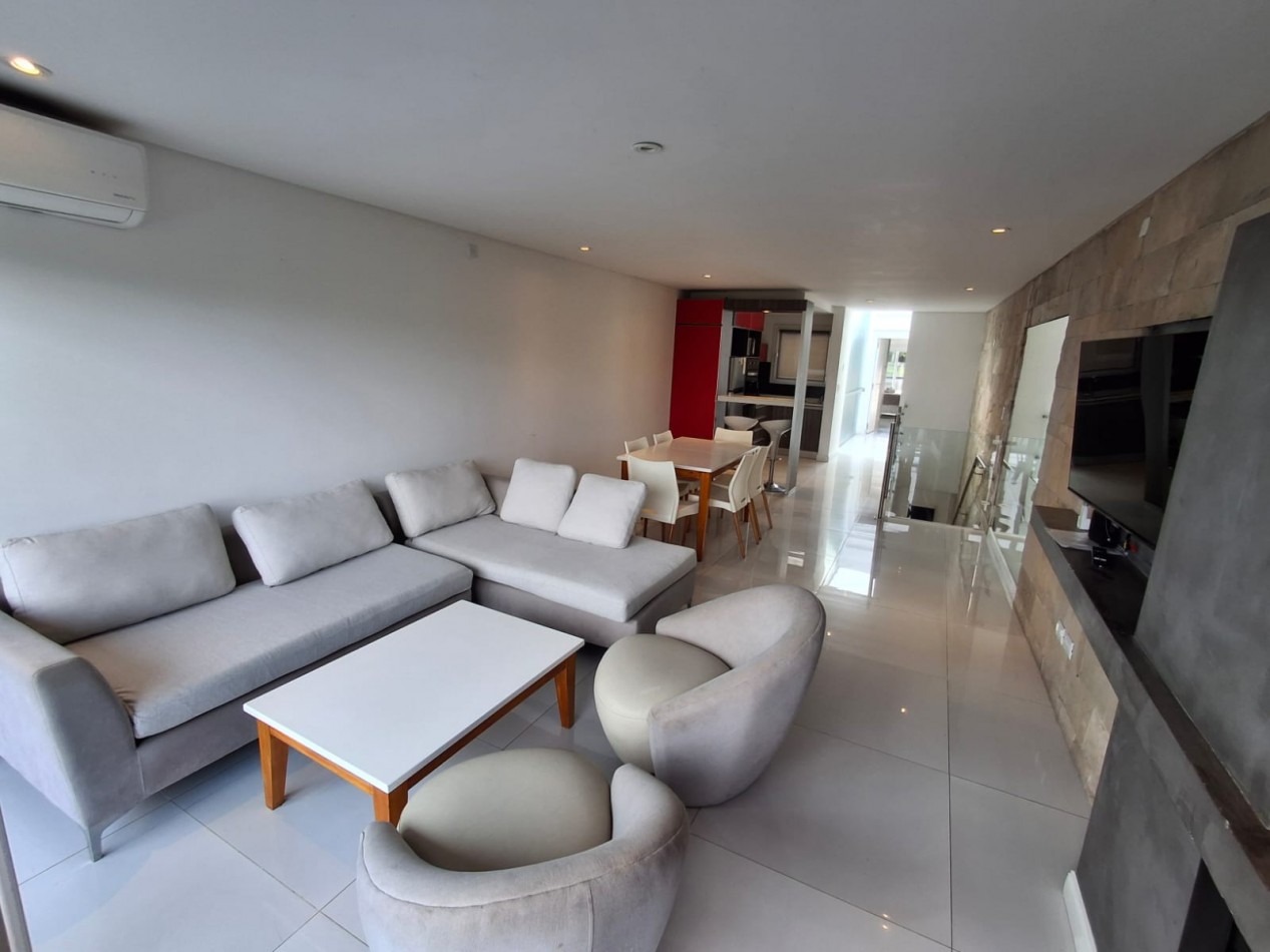 Departamento de categoria frente al mar