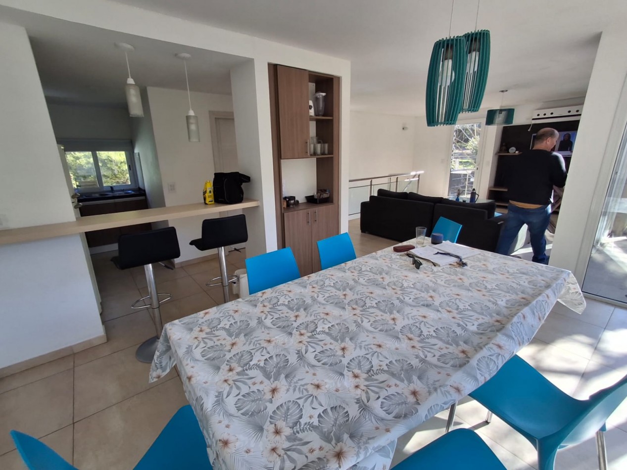 Casa 4 ambiemtes en Mar Azul