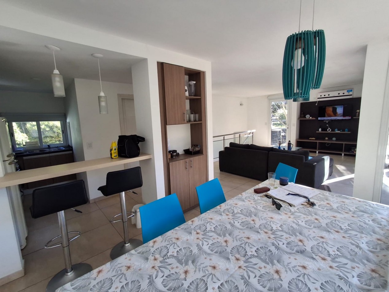 Casa 4 ambiemtes en Mar Azul