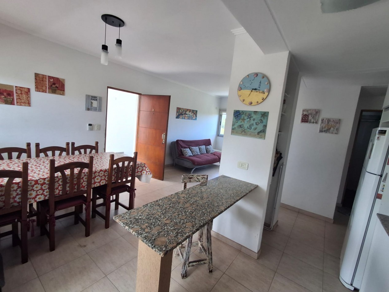 Departamento amplio 3 ambientes 